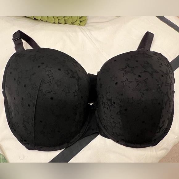 torrid Other - Worn Once!  Torrid Mesh Stars Molded Cup Backsmoothing Push Up Bra, Size 40DDD.